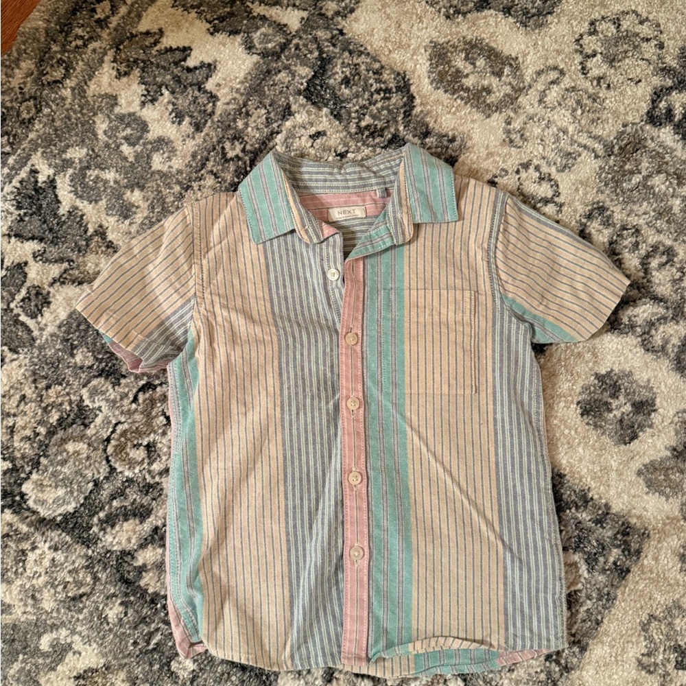 Never Worn Next Button Down 🤍